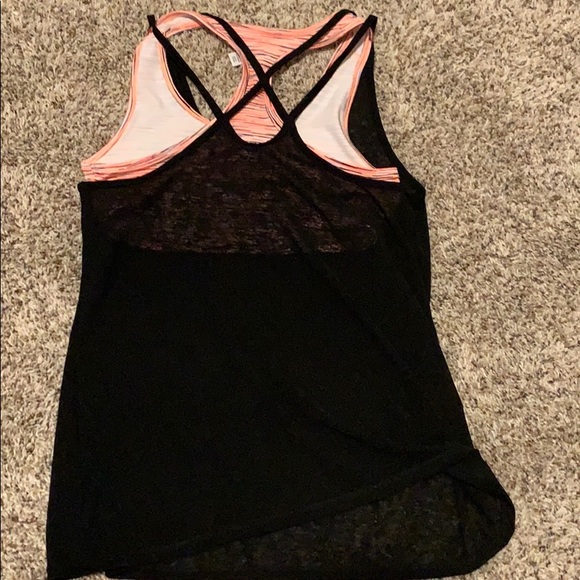 Workout shirt - Picture 2 of 2